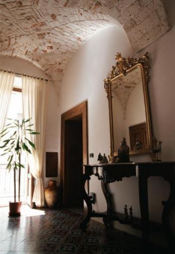 Hotel Palazzo D'Erchia Conversano Bagian luar foto