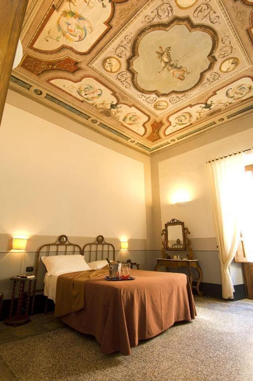 Hotel Palazzo D'Erchia Conversano Bagian luar foto