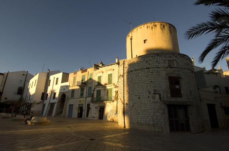 Hotel Palazzo D'Erchia Conversano Bagian luar foto